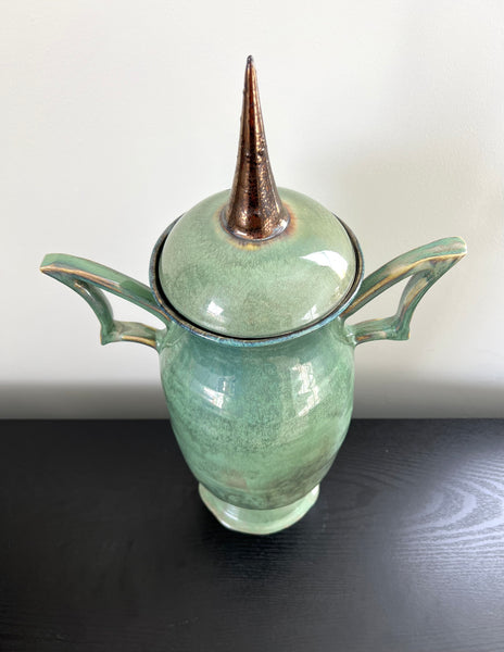 Pandora's Jar, Batwing Handles