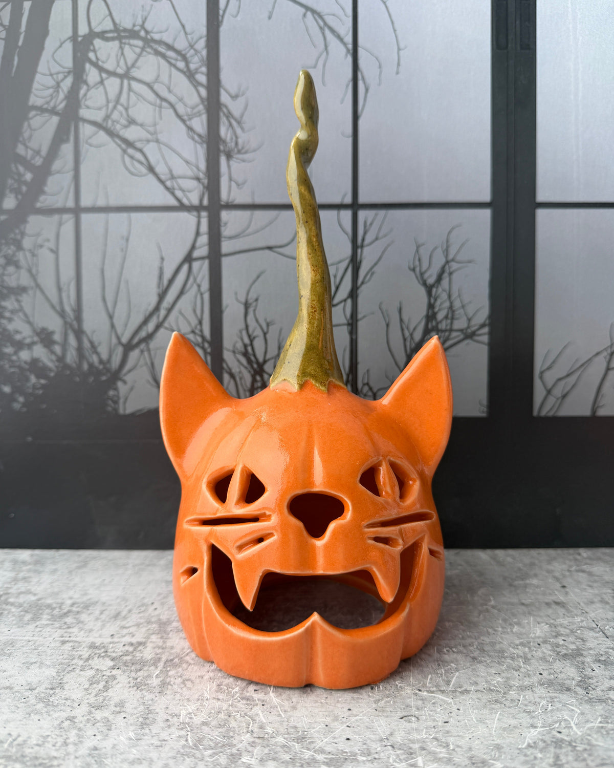 MINI #15 APPLE Cat o'lantern