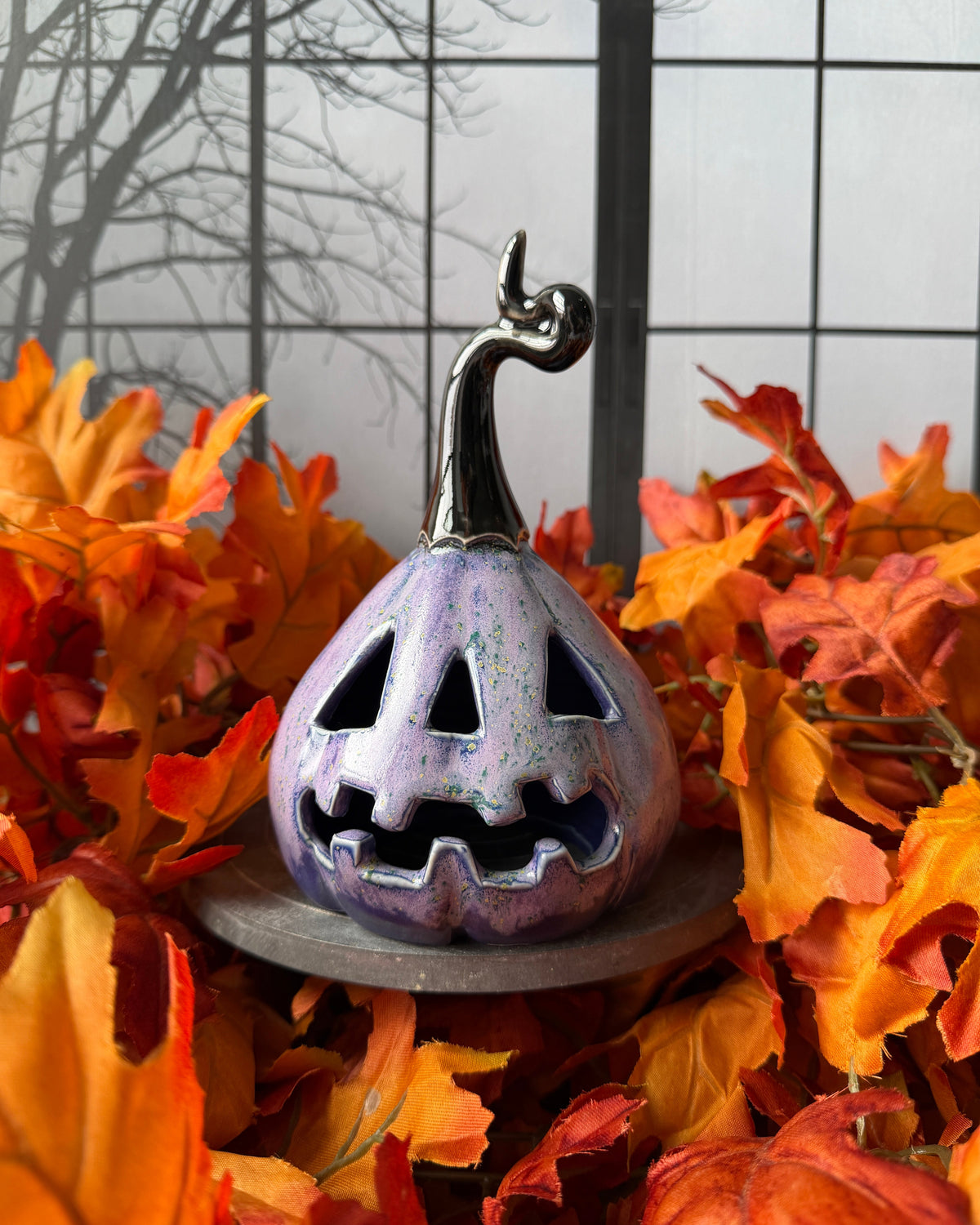 MINI #19 CROAKING CROCUS Jack o'lantern