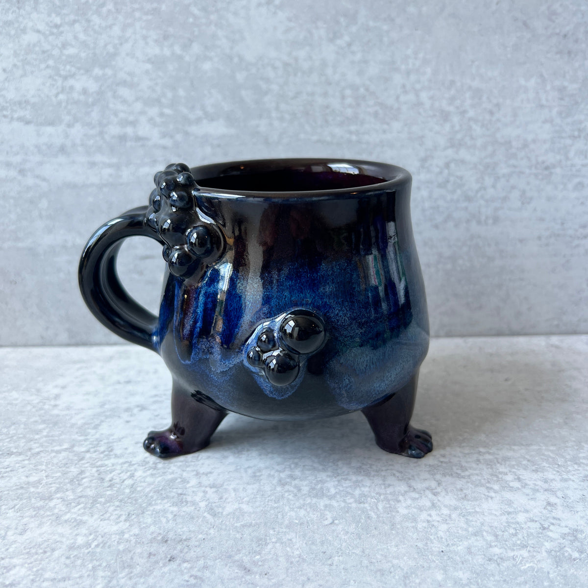 Cauldron Mug Black/Blue//Purple