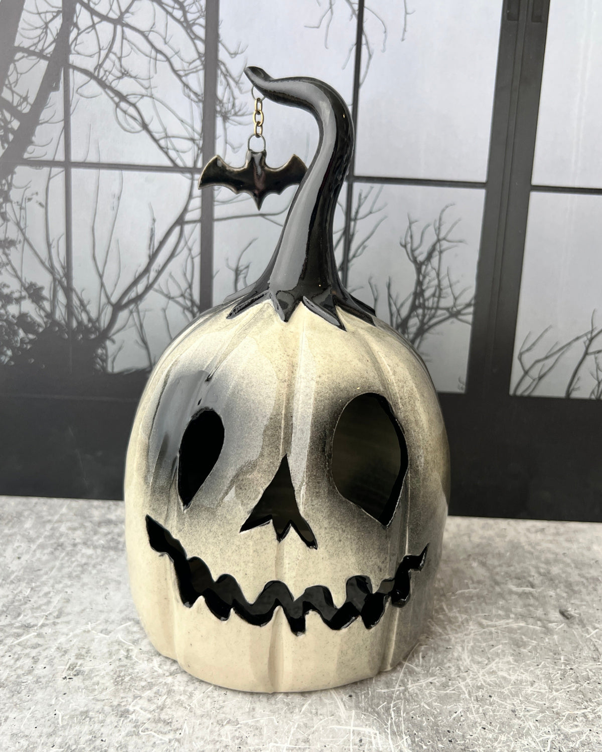#26 HYDE Jack o'lantern
