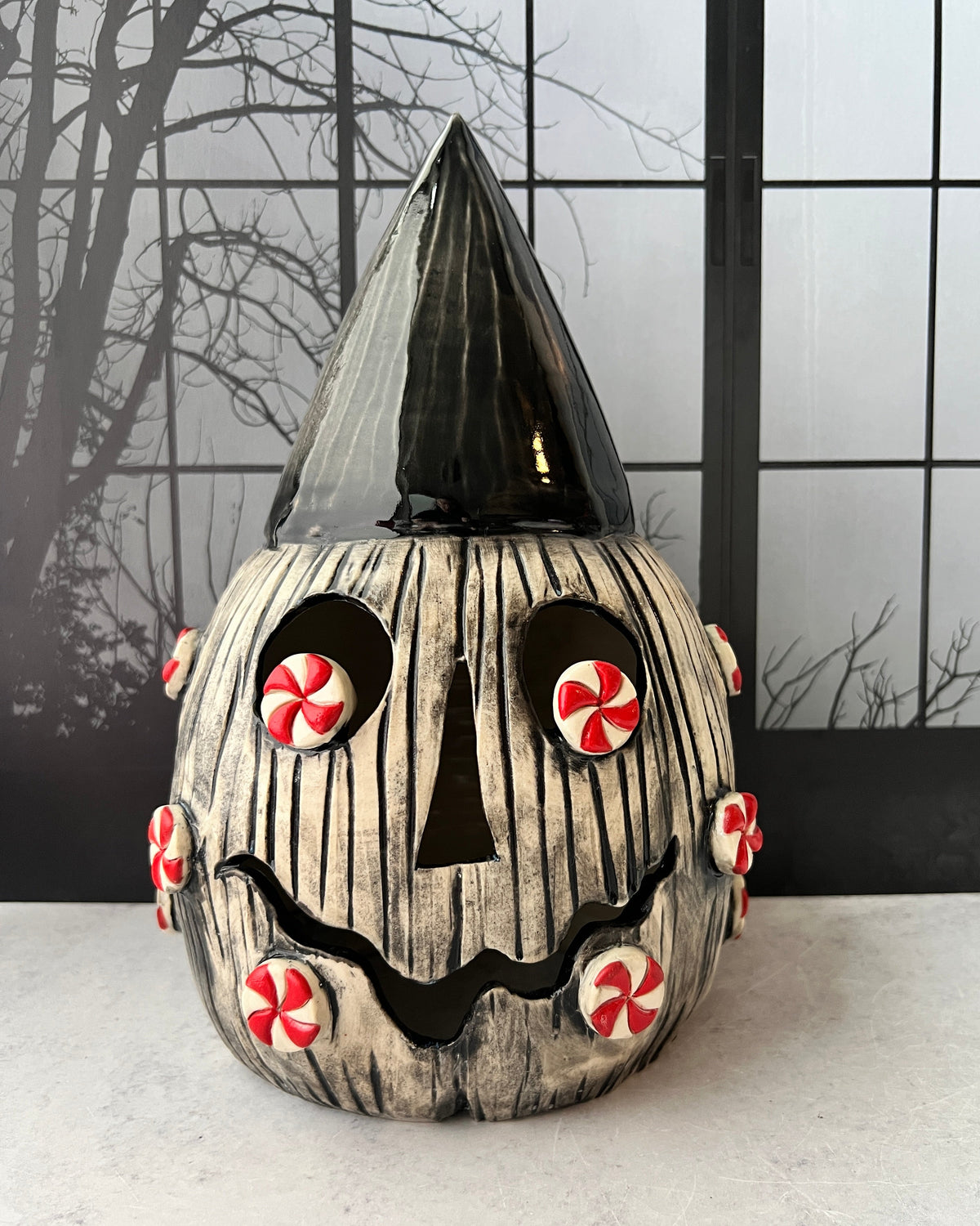 #25 PEPPERMINT TWISTED Jack o'lantern