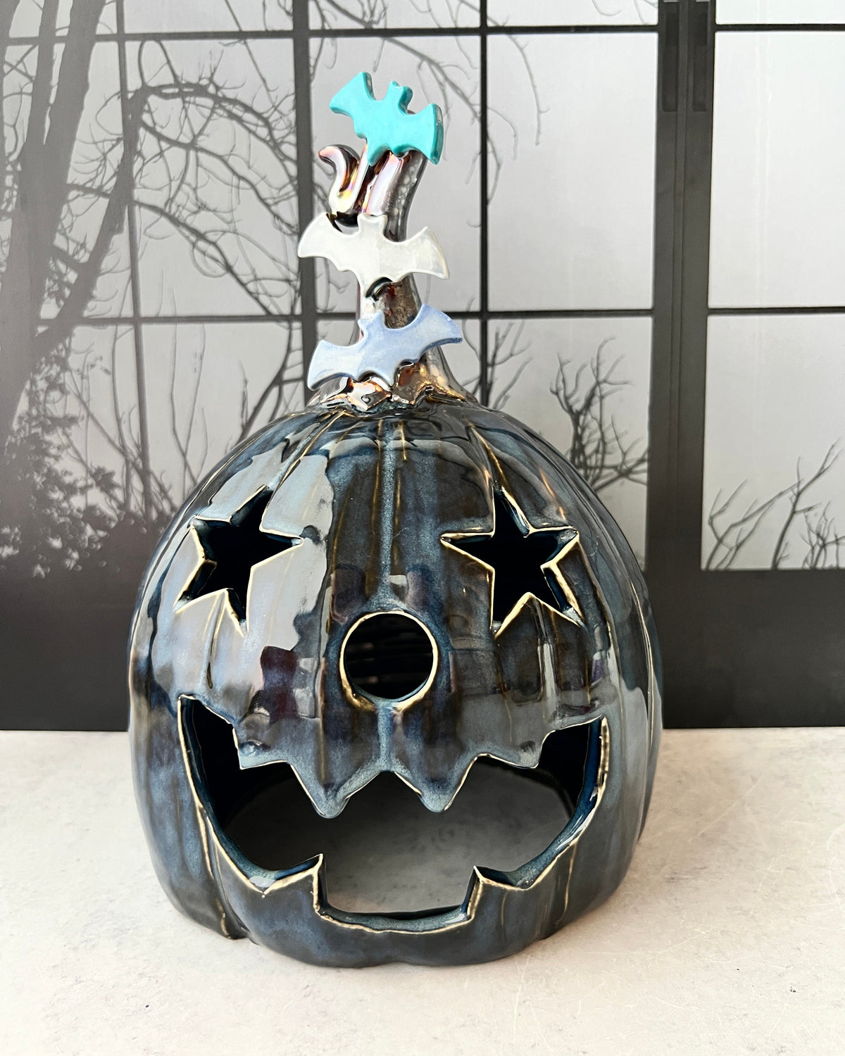 #28 BATTY BLUE Jack o'lantern